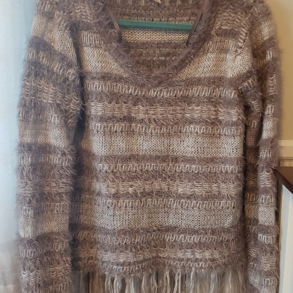 Knox Rose sweater